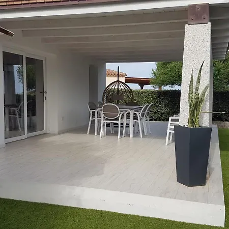 Villa Ilaria Con Piscina Privata A 350 Mt Di Sabbia Tertenìa