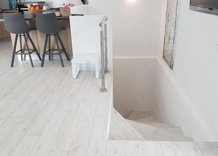 Ilaria Con Piscina Privata A 350 Mt Di Sabbia *