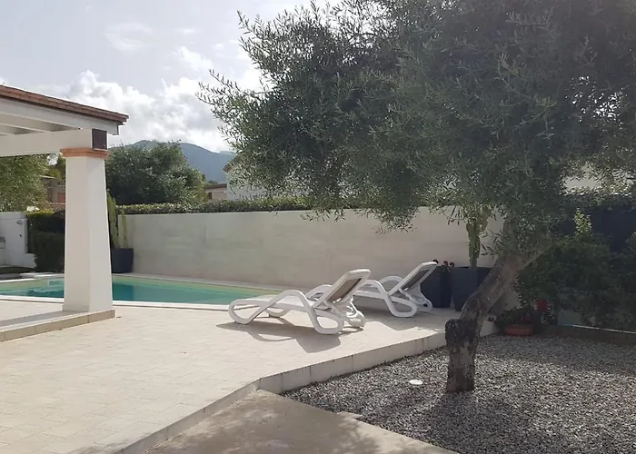 Ilaria Con Piscina Privata A 350 Mt Di Sabbia Villa Tertenìa