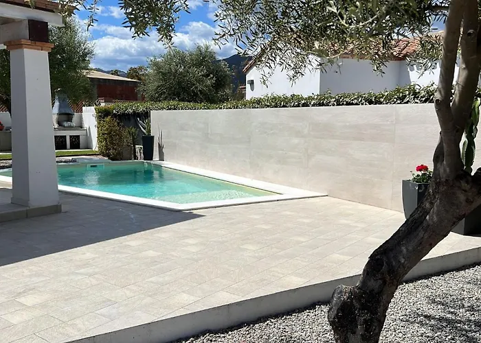 Ilaria Con Piscina Privata A 350 Mt Di Sabbia *